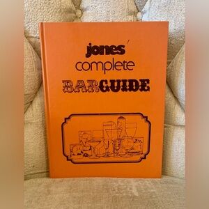 JONES COMPLETE BARGUIDE by Sam Jones Vtg 1977 Hardcover Book Drinks Rare